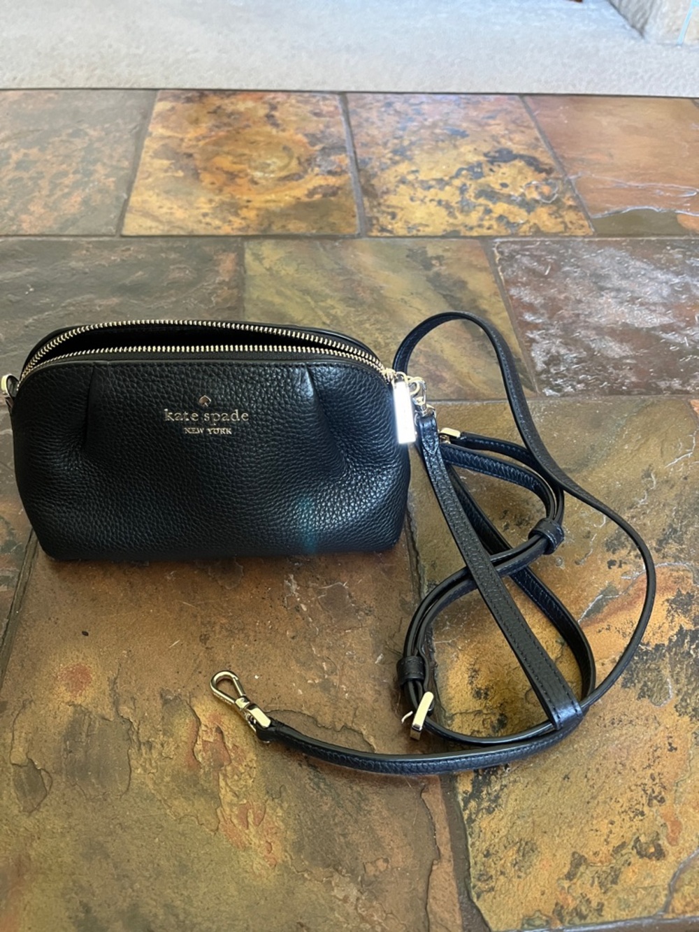 Kate Spade Dumpling Convertible Crossbody Bag, soft black pebbled leather - Picture 2 of 5